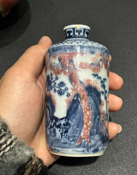 古玩陶瓷清晚期 青花釉里紅鼻煙壺真品鑒賞圖