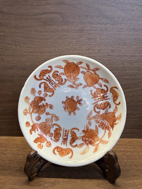 古玩陶瓷晚清礬紅彩盤真品鑒賞圖