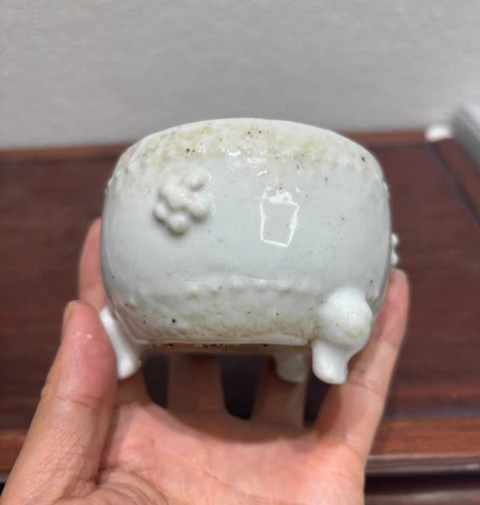 古玩陶瓷白釉爐真品鑒賞圖