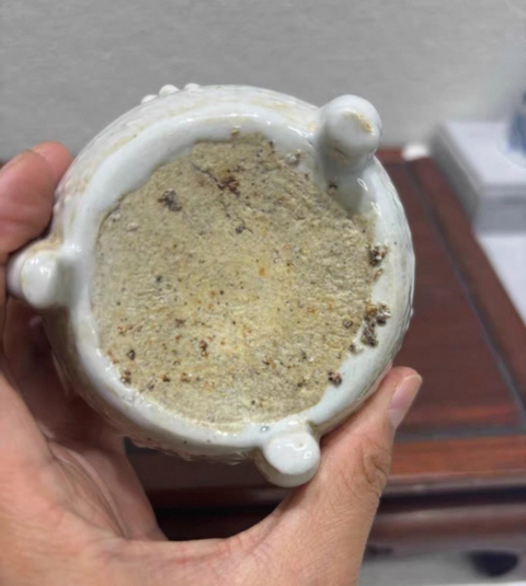 古玩陶瓷白釉爐真品鑒賞圖