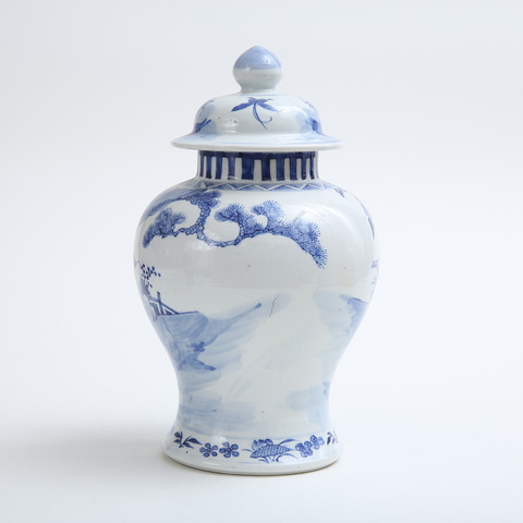 古玩陶瓷清晚期 青花人物紋將軍罐真品鑒賞圖