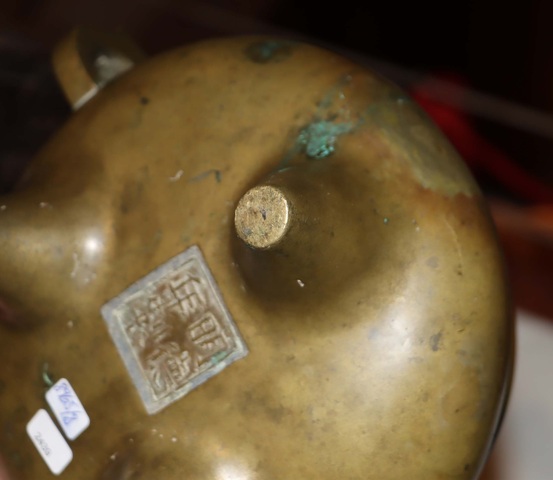 古玩銅器爐子真品鑒賞圖