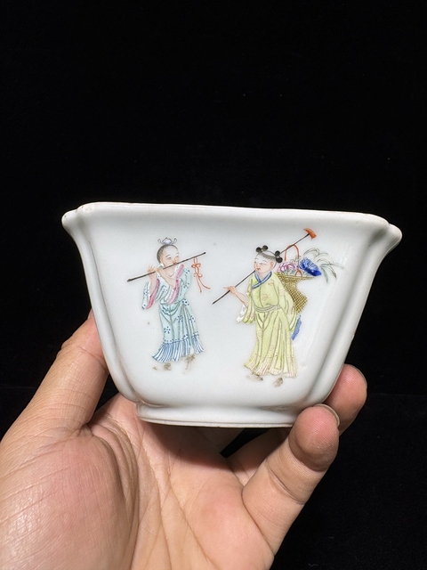 古玩陶瓷民國 粉彩八仙紋四方倭角碗真品鑒賞圖