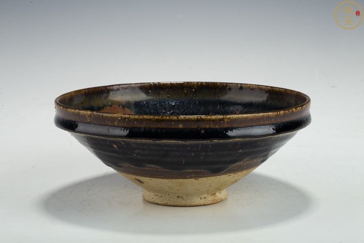 古玩陶瓷元代 狗舔血大碗拍賣，當前價格2800元