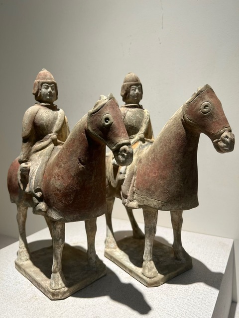 古玩陶瓷北魏·重甲騎兵拍賣，當前價格30000元