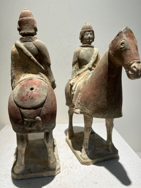 古玩陶瓷北魏·重甲騎兵拍賣，當前價格30000元