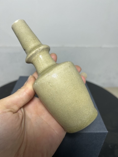 古玩陶瓷龍泉青瓷吉字瓶真品鑒賞圖