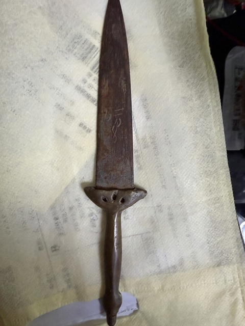 古玩銅器銅柄匕首真品鑒賞圖