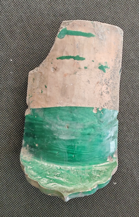 古玩陶瓷綠釉印花龍紋瓦當真品鑒賞圖