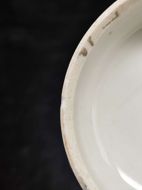 古玩陶瓷粉彩鐘鼎紋蓋盒真品鑒賞圖