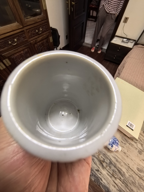 古玩陶瓷乾隆·青花山水人物紋筆筒 真品鑒賞圖