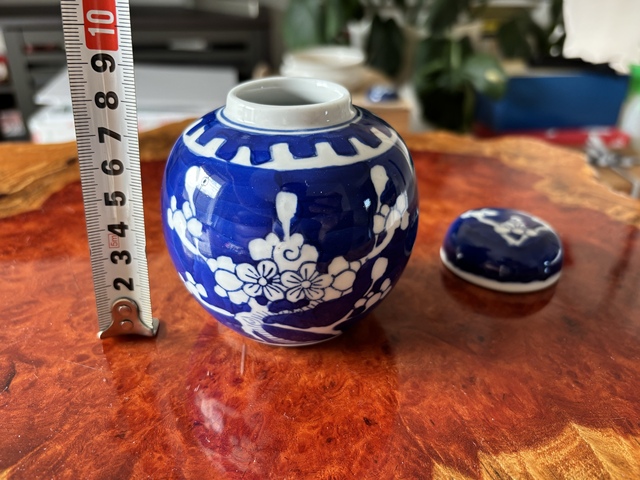 古玩陶瓷青花冰梅圖蓋罐真品鑒賞圖