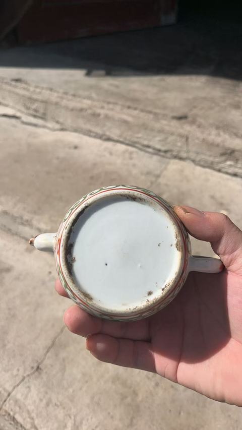 古玩陶瓷清晚期五彩喜字紋壺真品鑒賞圖