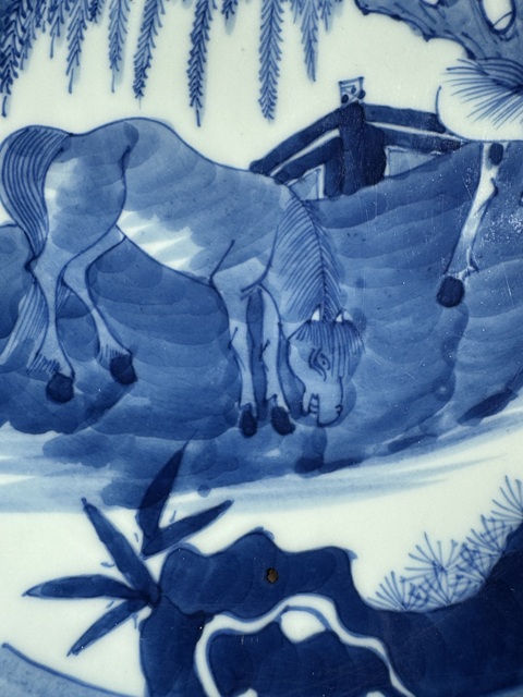 古玩陶瓷青花柳下雙駿盤真品鑒賞圖