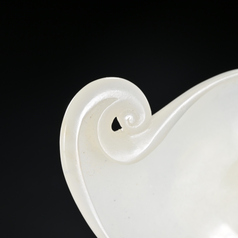 古玩玉器蘭花形筆舔真品鑒賞圖