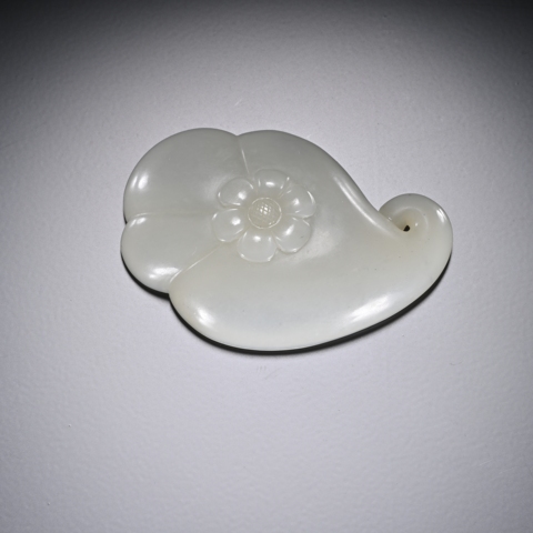 古玩玉器蘭花形筆舔真品鑒賞圖