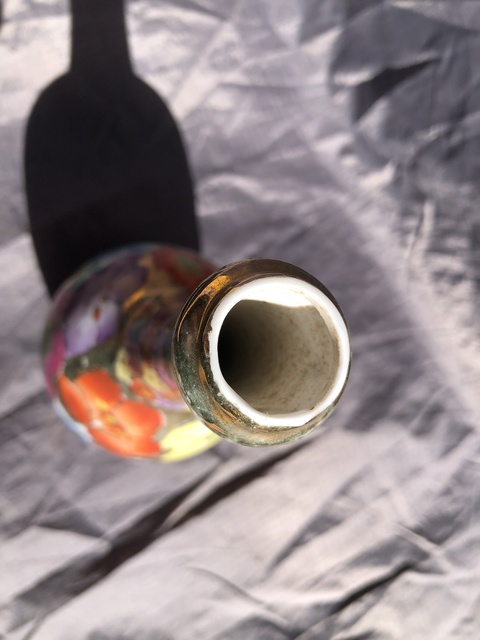 古玩陶瓷民國至創(chuàng)匯.金地粉彩花卉紋蒜頭瓶拍賣，當(dāng)前價(jià)格0元