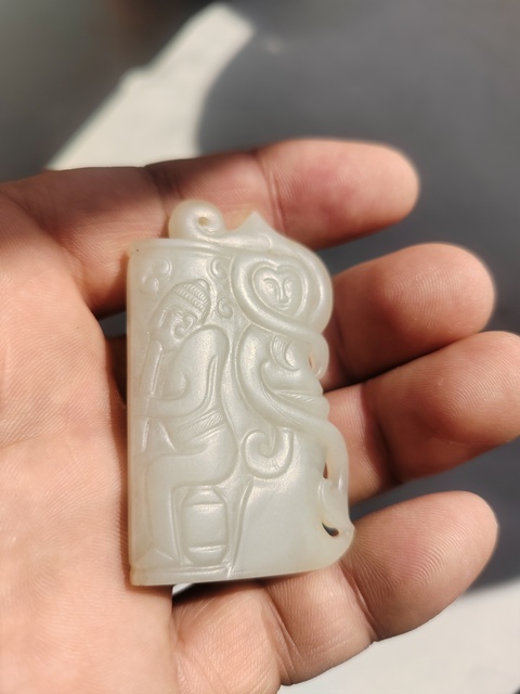 古玩玉器和田玉雕“舞女牌”真品鑒賞圖