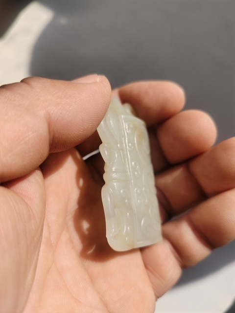 古玩玉器和田玉雕“舞女牌”真品鑒賞圖