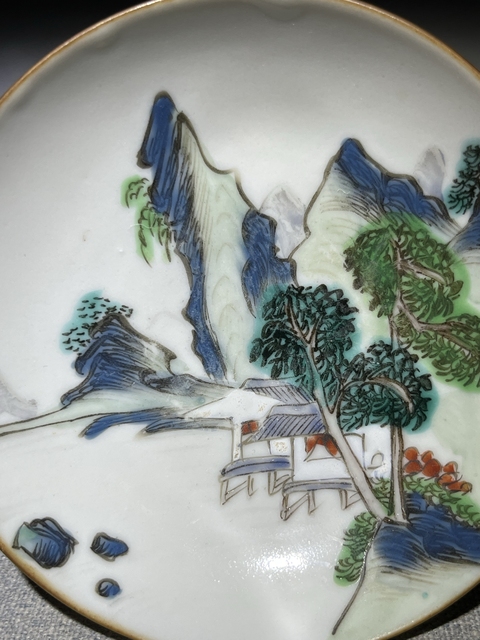 古玩陶瓷粉彩山水人物盤真品鑒賞圖