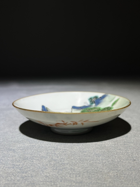 古玩陶瓷粉彩山水人物盤真品鑒賞圖