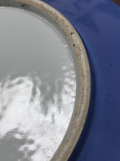 古玩陶瓷藍釉盤真品鑒賞圖