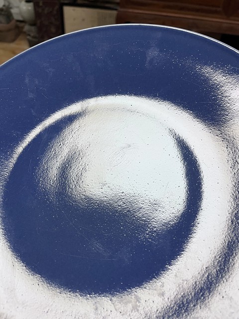 古玩陶瓷藍釉盤真品鑒賞圖