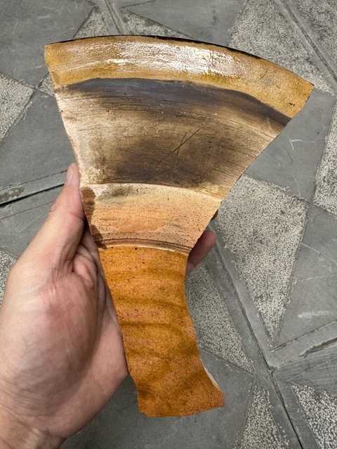 古玩陶瓷三彩堆塑龍紋瓷片真品鑒賞圖