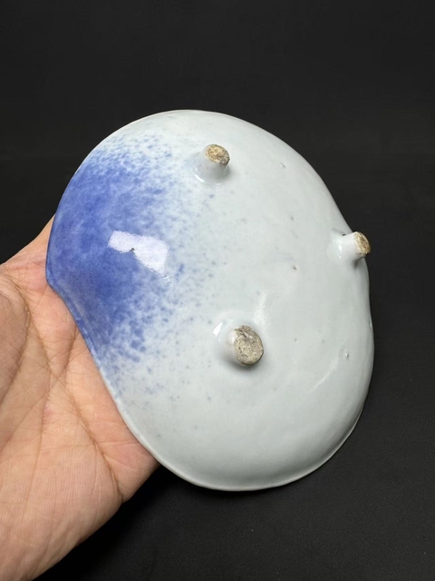 古玩陶瓷青花桃型壽星文房三足洗真品鑒賞圖