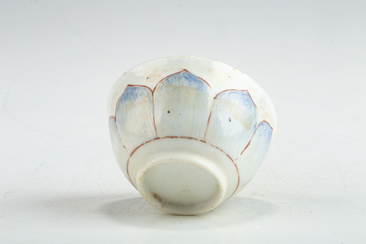 古玩陶瓷·粉彩蓮瓣紋杯
真品鑒賞圖