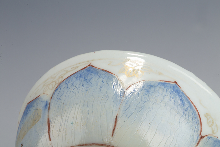 古玩陶瓷·粉彩蓮瓣紋杯
真品鑒賞圖