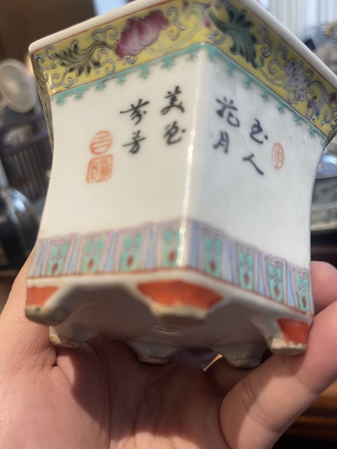 古玩陶瓷粉彩人物故事六方花盆真品鑒賞圖