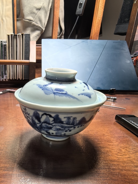 古玩陶瓷清中早期青花蓋碗真品鑒賞圖