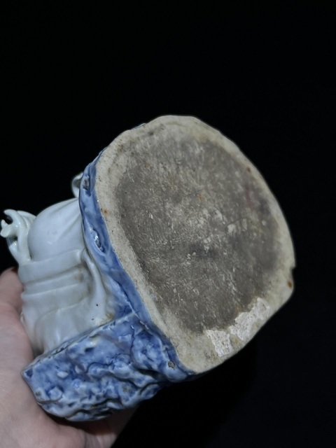 古玩陶瓷清代德化窯觀音像真品鑒賞圖