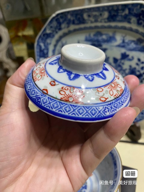 古玩陶瓷玲瓏瓷青花三才蓋杯真品鑒賞圖