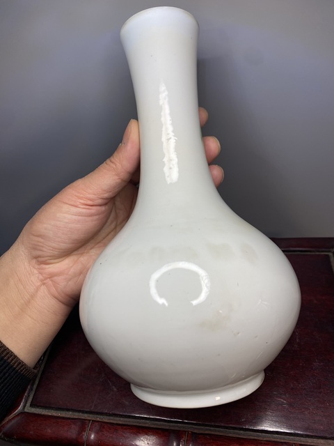 古玩陶瓷粉彩人物故事賞瓶真品鑒賞圖