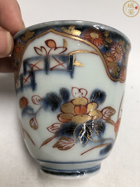 古玩陶瓷清康熙·青花礬紅描金花卉紋鈴鐺杯拍賣，當前價格988元