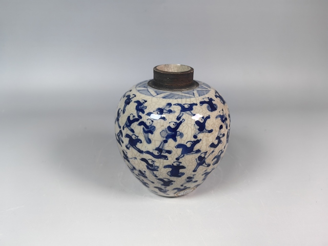 古玩陶瓷晚清煨瓷百子圖嬰戲紋蓋罐真品鑒賞圖