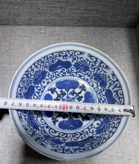 古玩陶瓷青花粉彩荷花碗真品鑒賞圖