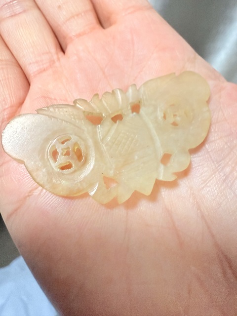 古玩玉器清代玉蝴蝶帽花真品鑒賞圖