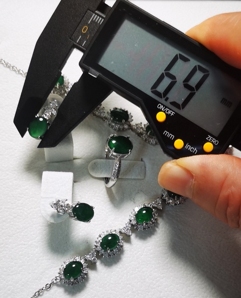 古玩玉器翡翠首飾真品鑒賞圖