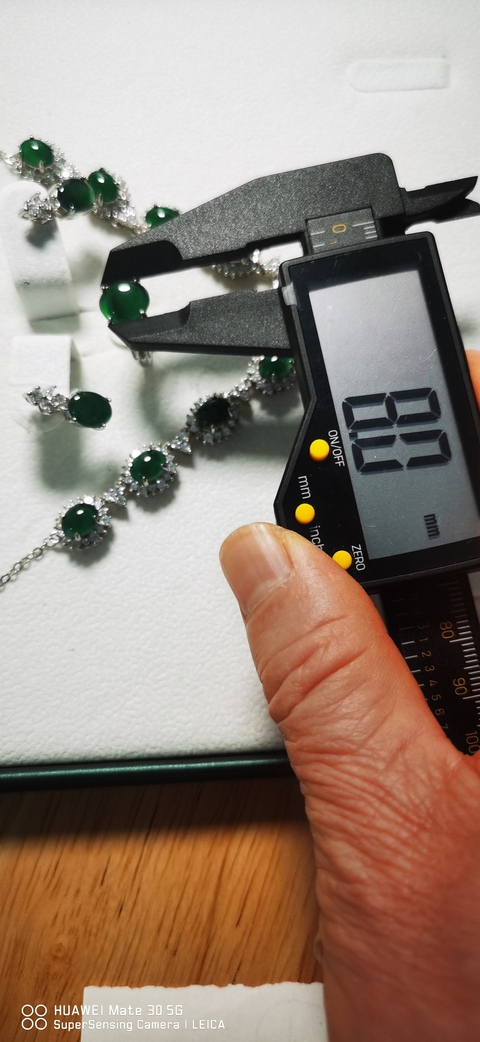 古玩玉器翡翠首飾真品鑒賞圖