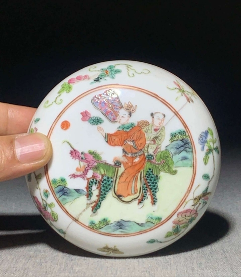 古玩陶瓷粉彩狀元出行圖印盒真品鑒賞圖