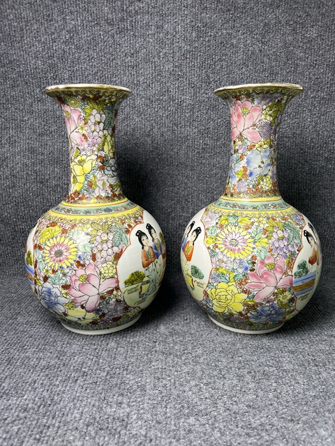 古玩陶瓷粉彩開窗人物故事紋賞瓶一對(duì)拍賣，當(dāng)前價(jià)格1588元