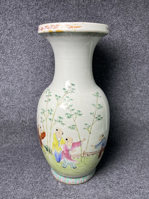 古玩陶瓷粉彩嬰戲紋賞瓶拍賣，當前價格4888元
