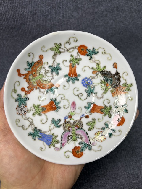 古玩陶瓷粉彩瓜蝶綿綿紋盤拍賣，當前價格666元