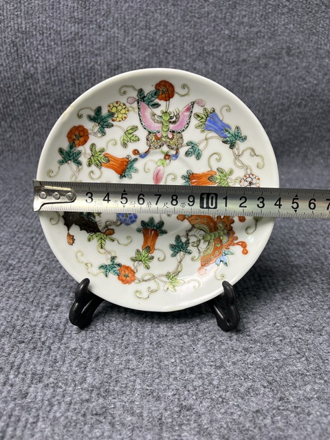 古玩陶瓷粉彩瓜蝶綿綿紋盤拍賣，當前價格666元