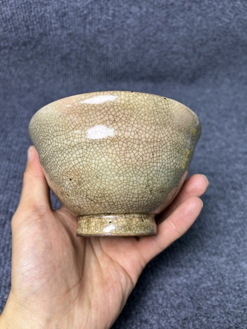 古玩陶瓷哥釉斗笠碗拍賣，當(dāng)前價(jià)格1388元