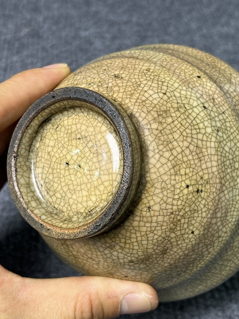 古玩陶瓷哥釉斗笠碗拍賣，當(dāng)前價(jià)格1388元