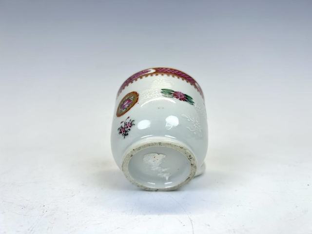 古玩陶瓷清中期·粉彩花卉杯碟拍賣，當前價格1584元